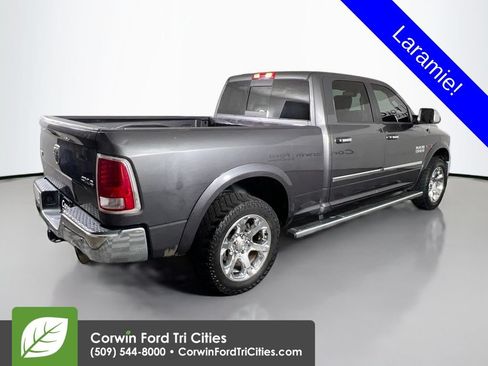Used 2016 RAM 1500 Laramie w/ Convenience Group AWD/4WD image 14