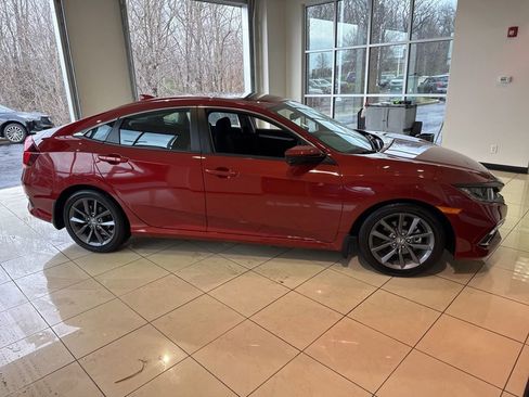 Used 2020 Honda Civic EX image 5