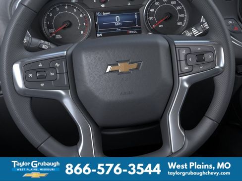 New 2026 Chevrolet Blazer LT w/ Convenience Package FWD image 19