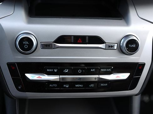 Certified 2023 Ford Explorer XLT w/ Equipment Group 202A image 30