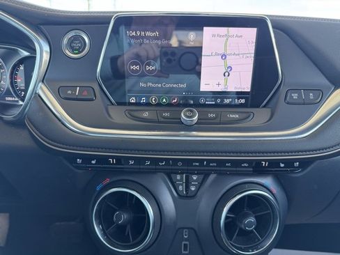 Used 2022 Chevrolet Blazer Premier w/ Enhanced Convenience Package image 8