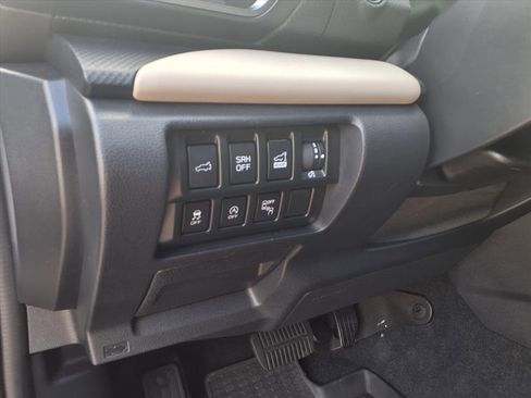 Certified 2022 Subaru Forester Limited image 10