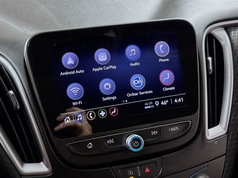 Used 2023 Chevrolet Malibu LT image 17