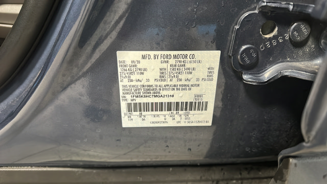 Used 2021 Ford Explorer Platinum w/ Equipment Group 601A AWD/4WD image 41