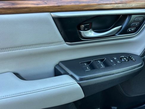 Used 2020 Honda CR-V EX-L image 11