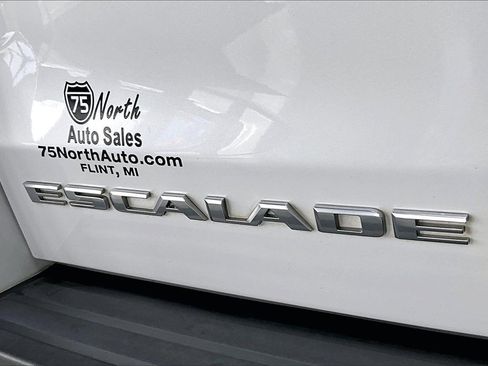 Used 2020 Cadillac Escalade ESV Luxury image 26
