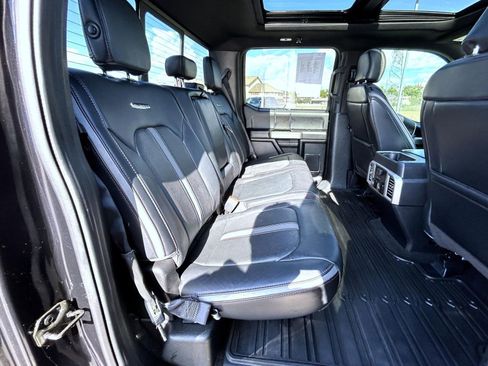 Used 2019 Ford F150 Platinum w/ Equipment Group 701A Luxury image 19