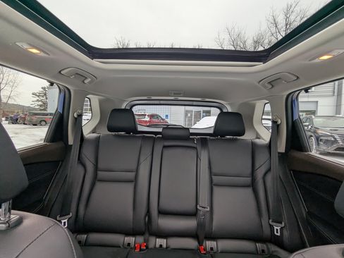 Used 2023 Nissan Rogue SV w/ SV Premium Package image 20