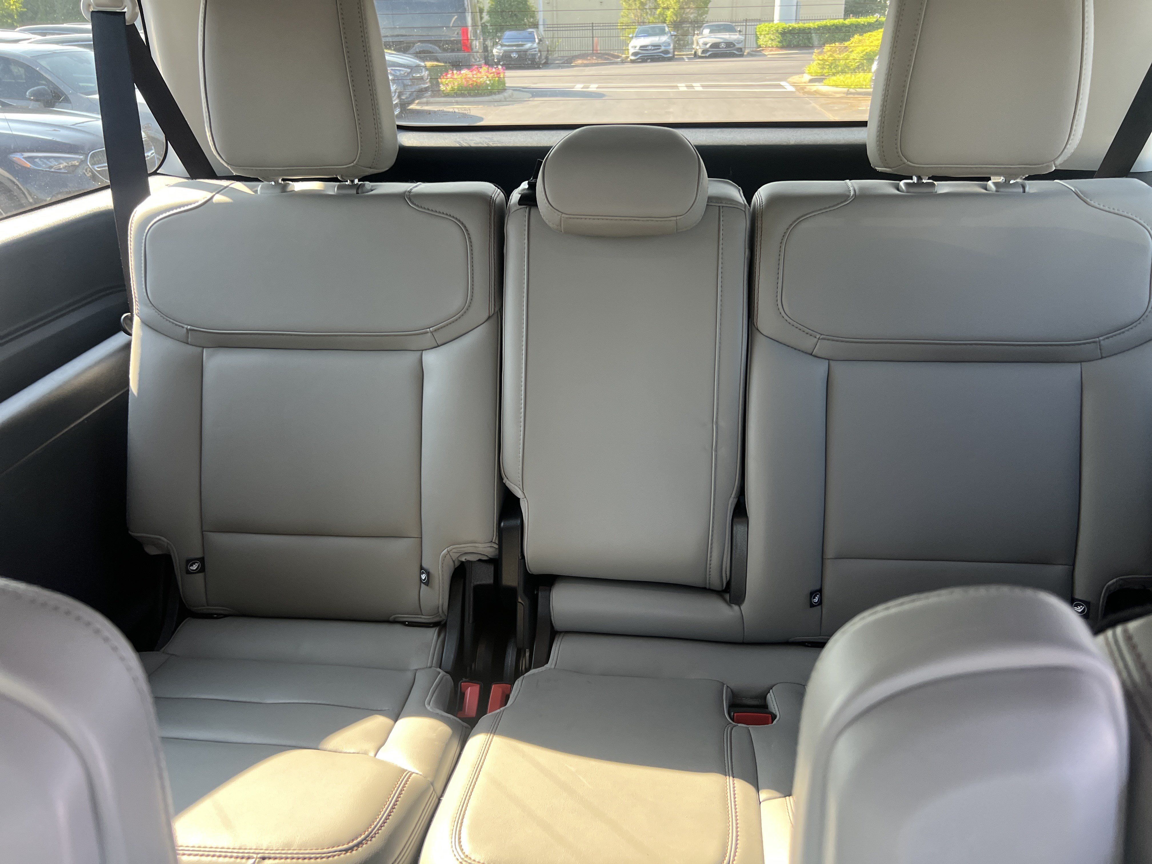 Used 2025 Ford Expedition Max Active AWD/4WD image 33