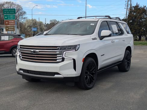 Used 2023 Chevrolet Tahoe High Country w/ Premium Package AWD/4WD image 8