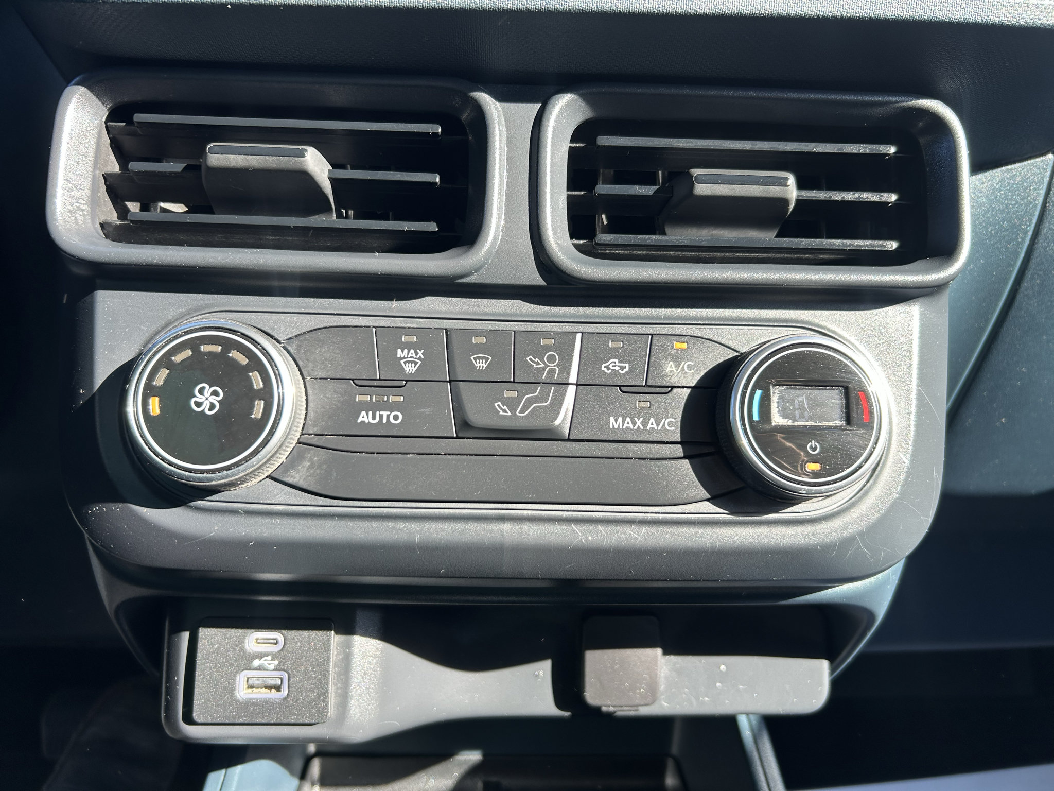 Used 2022 Ford Maverick XL FWD image 27