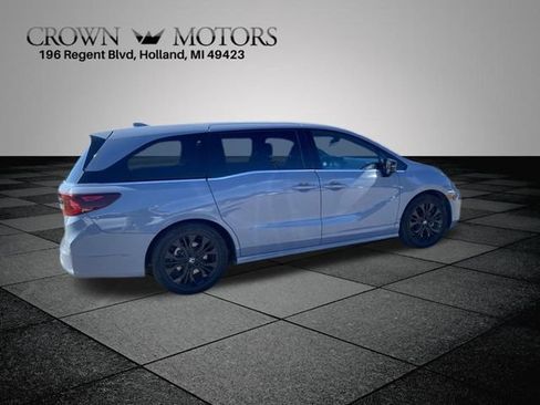 Used 2025 Honda Odyssey Sport-L image 15
