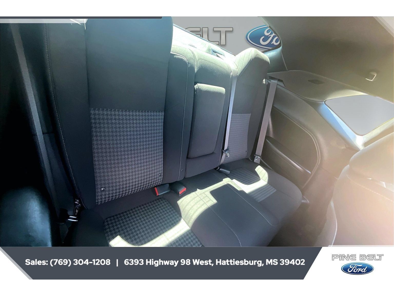 Used 2021 Dodge Challenger R/T w/ Blacktop Package RWD image 20