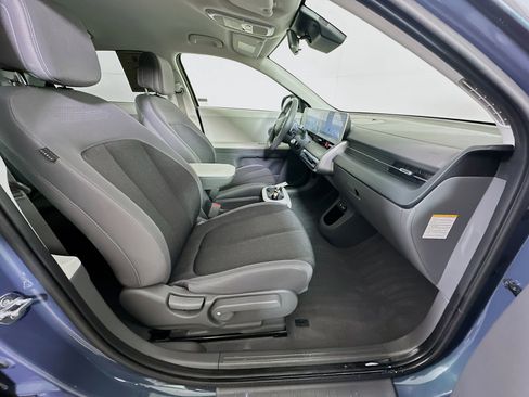 Used 2024 Hyundai Ioniq 5 SE RWD image 30