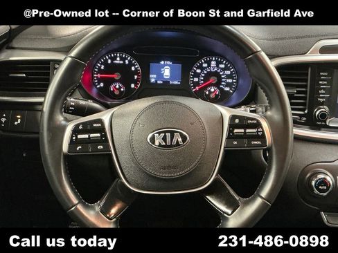 Used 2020 Kia Sorento S image 20