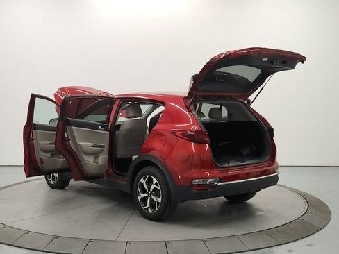 Used 2022 Kia Sportage LX AWD/4WD image 13