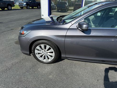 Used 2015 Honda Accord EX-L image 3