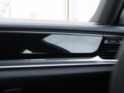 Used 2020 Porsche Panamera 4S image 15