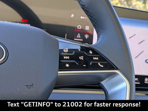 Used 2025 Audi A6 e-tron Premium Plus w/ Premium Plus image 31