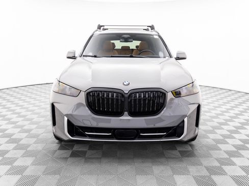 Certified 2025 BMW X5 xDrive40i w/ Parking Assistance Package image 9