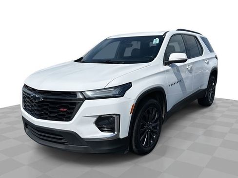 Used 2023 Chevrolet Traverse RS AWD/4WD image 1