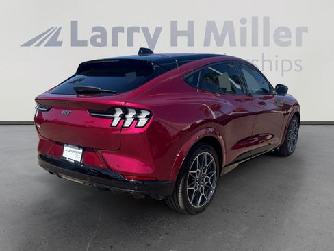 New 2025 Ford Mustang Mach-E GT image 5