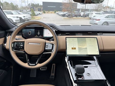 New 2026 Land Rover Range Rover Sport Dynamic SE image 4