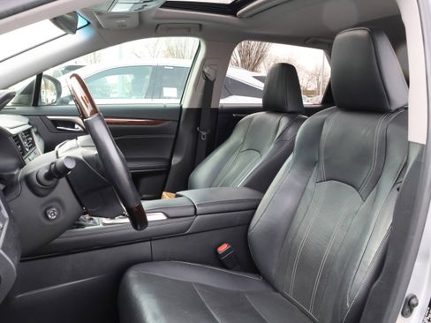 Used 2018 Lexus RX 350L FWD image 33