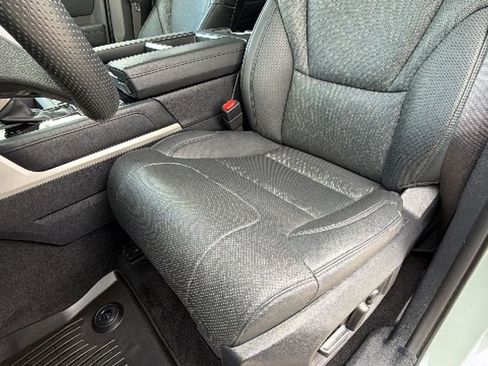 Used 2024 Toyota Tundra Limited AWD/4WD image 15
