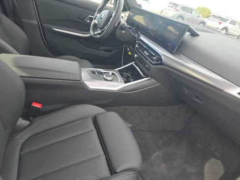 Used 2025 BMW 330i xDrive Sedan image 10