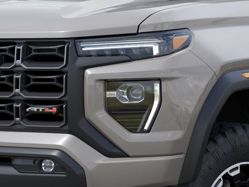 New 2026 GMC Canyon AT4 AWD/4WD image 10