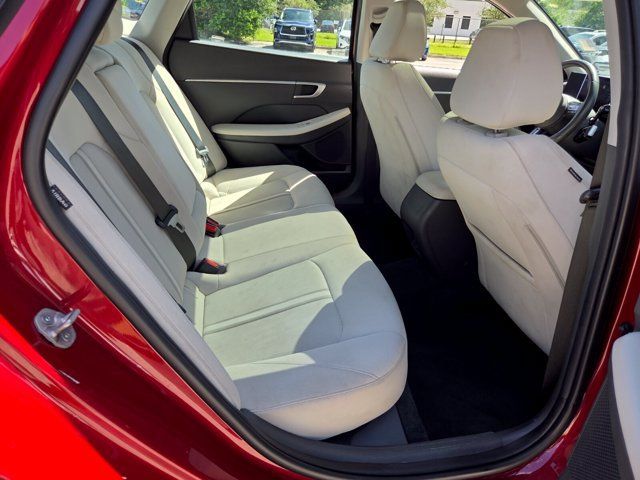 Used 2024 Hyundai Sonata SEL w/ Convenience Package FWD image 19
