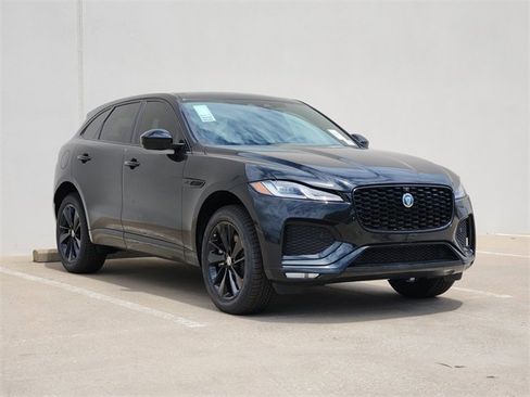 Used 2026 Jaguar F-PACE R-Dynamic S image 2
