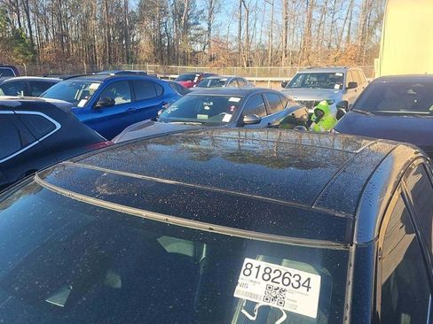 Used 2020 Nissan Maxima SR w/ Illumination Package image 9