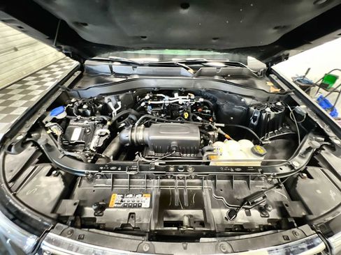 Used 2023 Ford Explorer XLT w/ Equipment Group 202A image 17