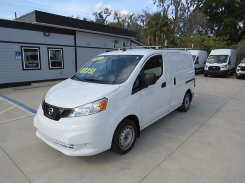 Used 2021 Nissan NV200 S image 3