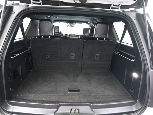 Used 2021 Ford Expedition Max XLT image 24
