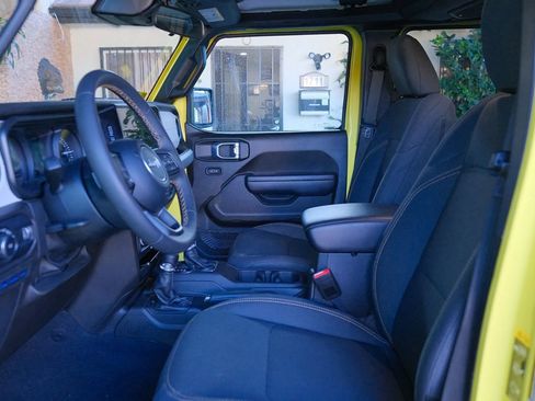 Used 2024 Jeep Wrangler Sport S w/ LED Headlamp & Fog Lamp Group image 14