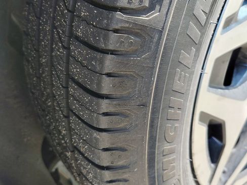 Used 2020 Subaru Forester Premium image 8