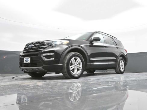 Used 2023 Ford Explorer XLT w/ Equipment Group 202A image 36