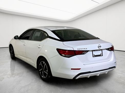 Used 2024 Nissan Sentra SV FWD image 19