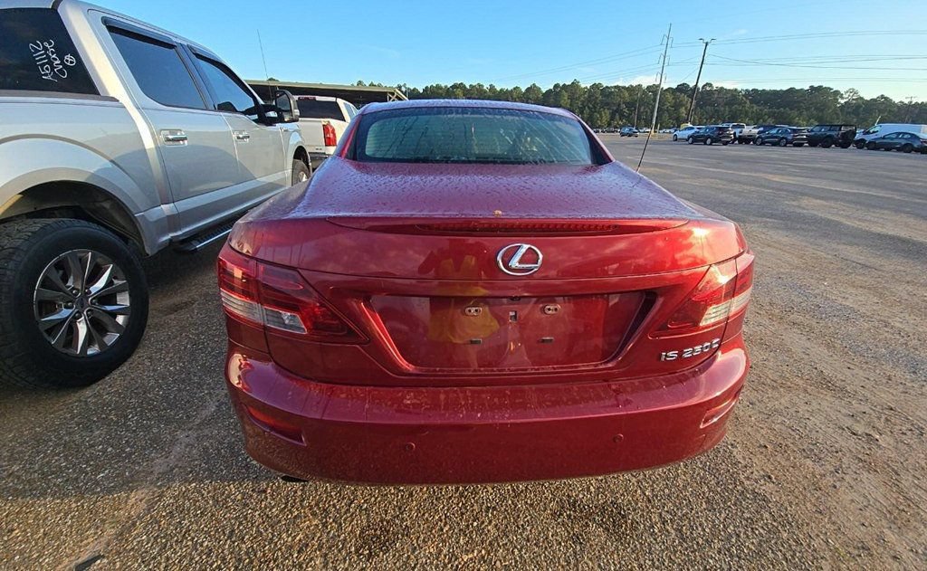 Used 2013 Lexus IS 250C w/ Luxury Pkg RWD image 4