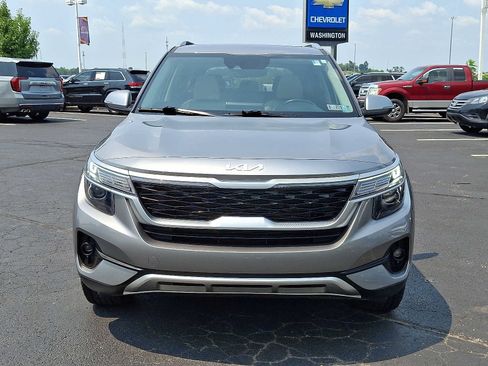 Used 2023 Kia Seltos EX AWD/4WD image 2