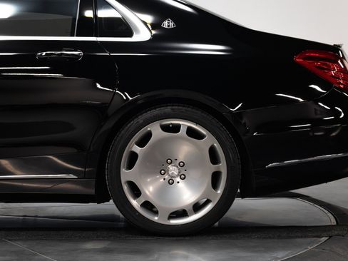 Used 2016 Mercedes-Benz Maybach S 600 image 23