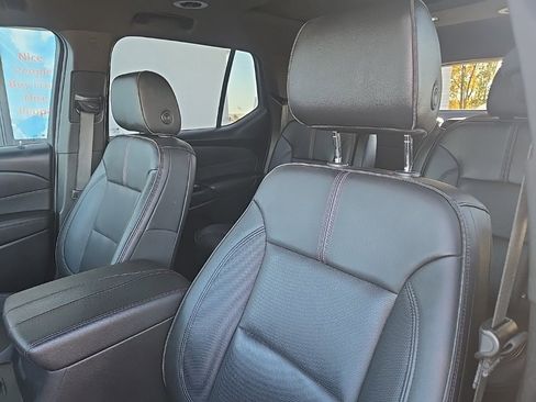 Used 2022 Chevrolet Traverse RS w/ LPO, Floor Liner Package image 34
