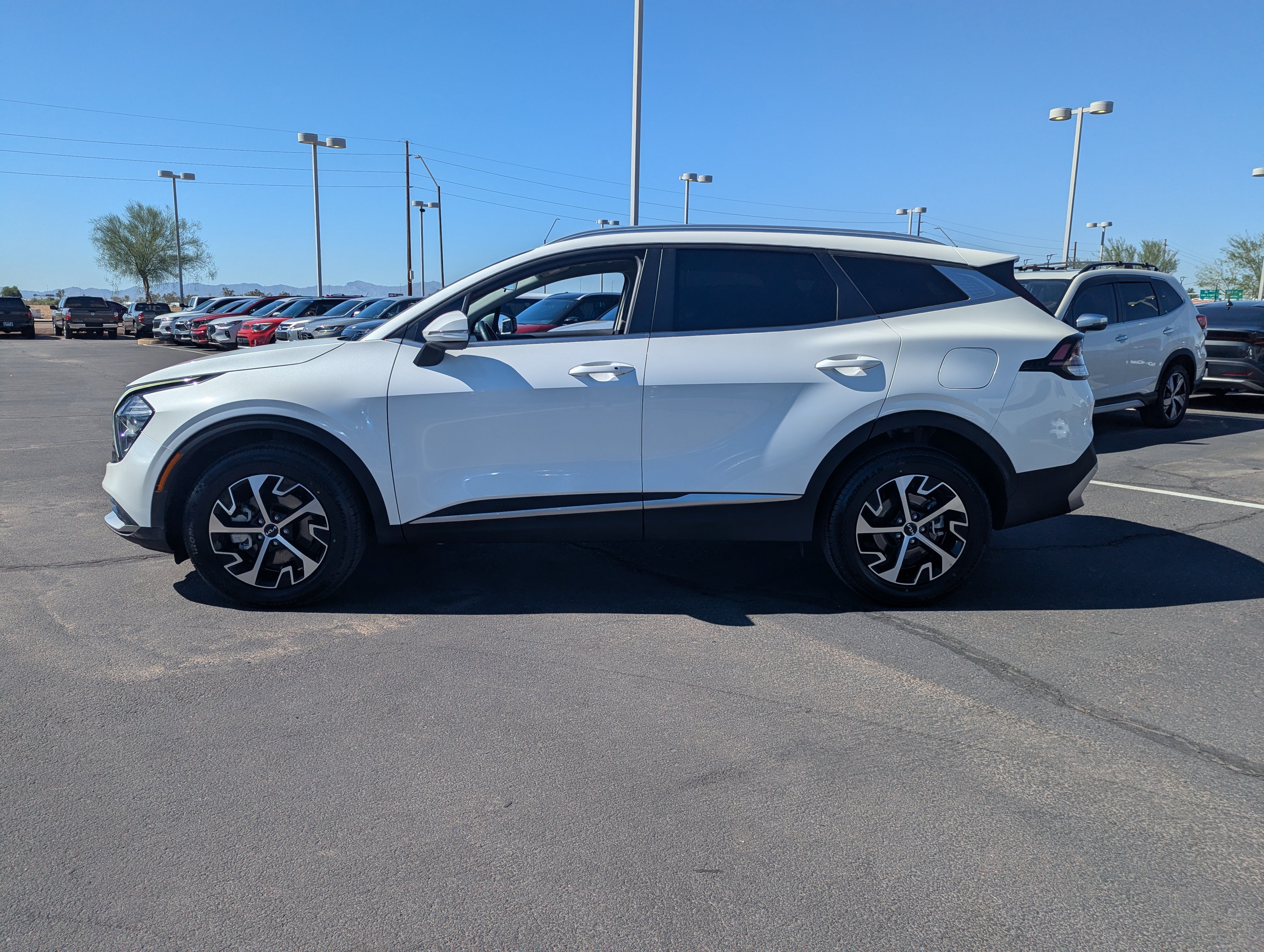 Certified 2023 Kia Sportage EX AWD/4WD image 2