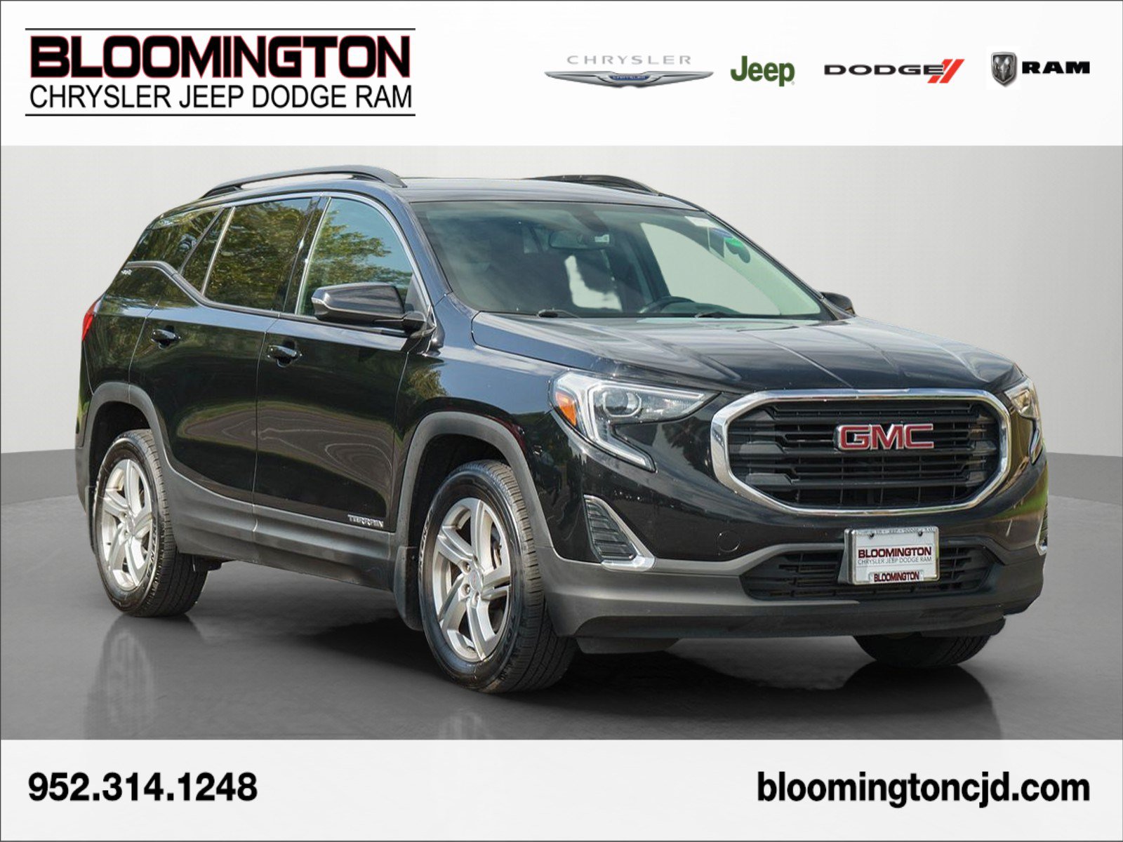 Used 2019 GMC Terrain SLE w/ Driver Convenience Package AWD/4WD image 1