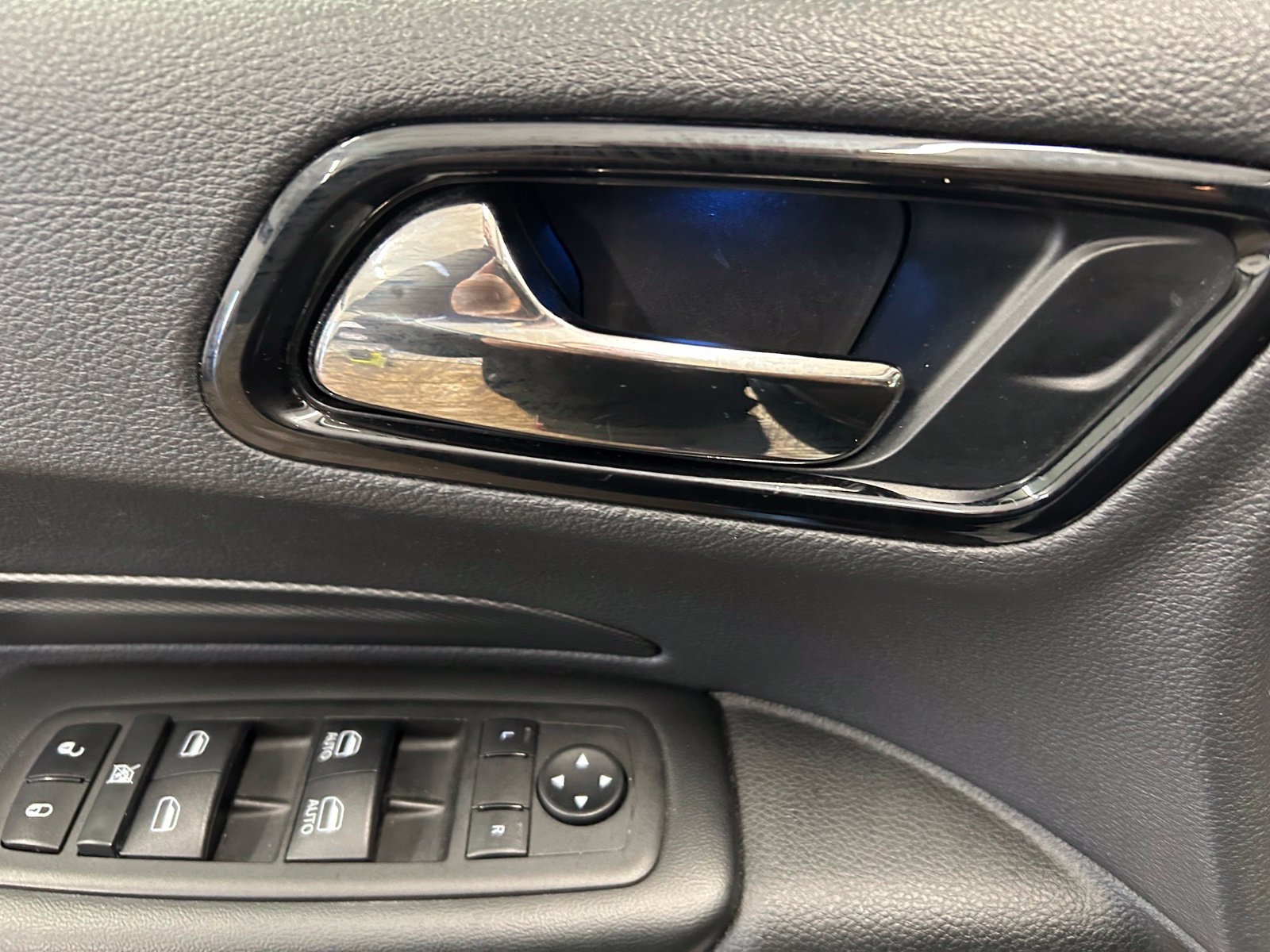 Used 2023 Dodge Durango GT AWD/4WD image 13