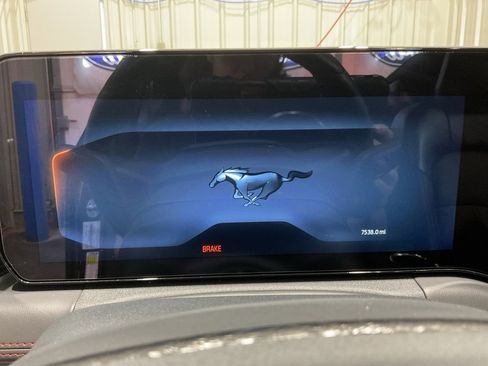 Used 2025 Ford Mustang GT Premium image 15