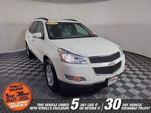 Used 2010 Chevrolet Traverse LT w/ Personal Connectivity Package image 2